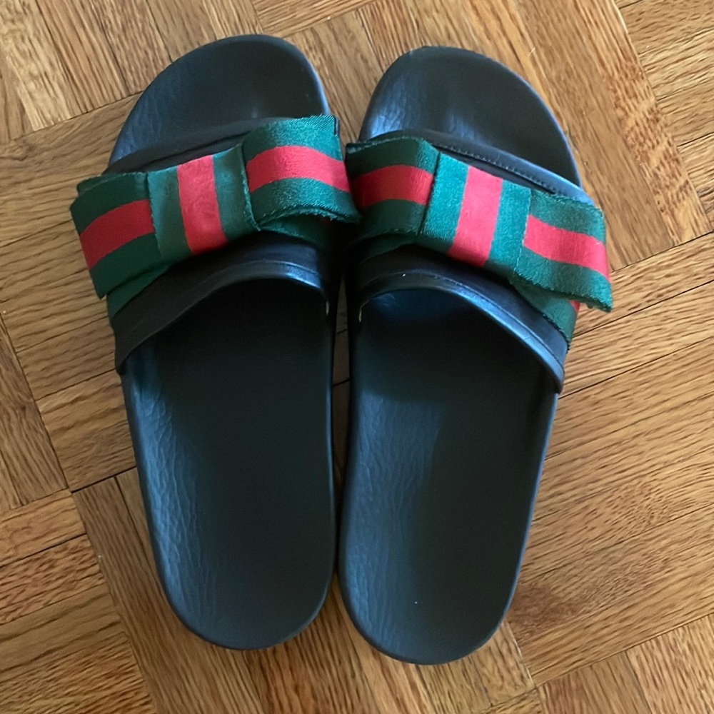 Gucci slides